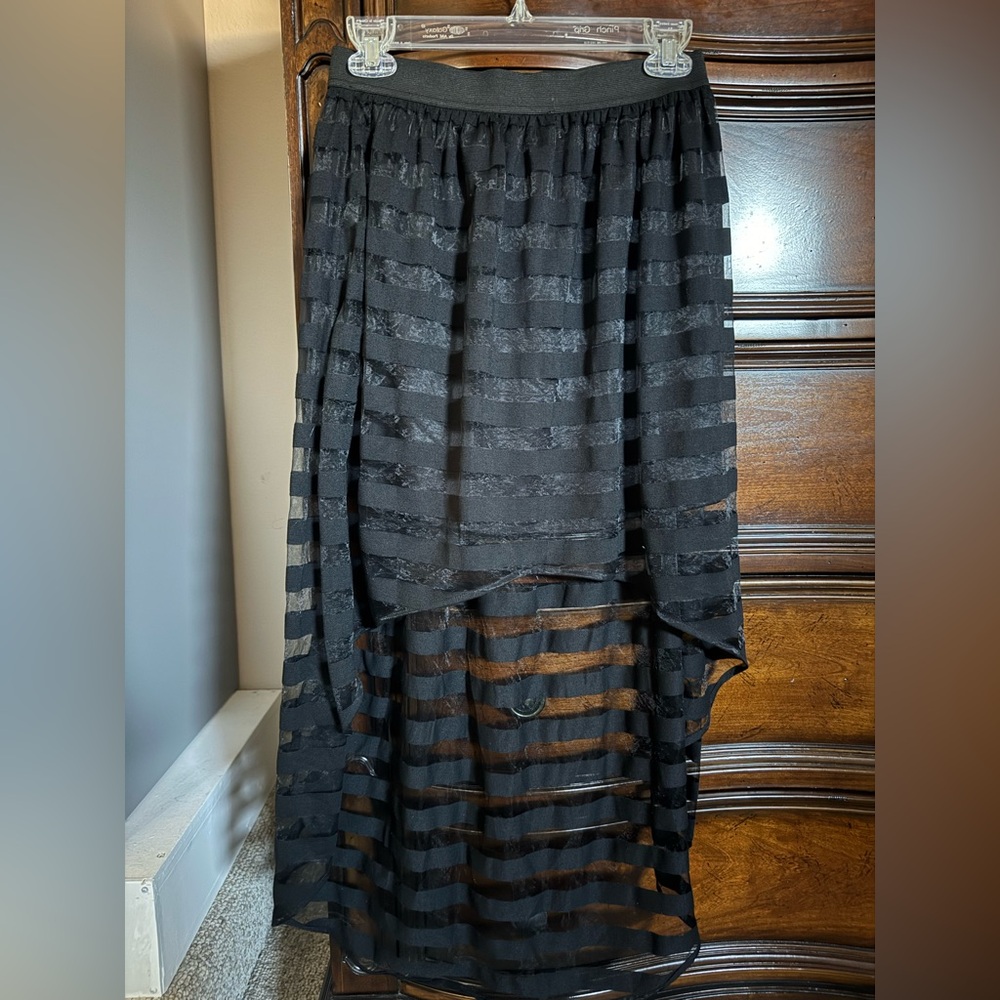 Forever 21 Black High Low Skirt